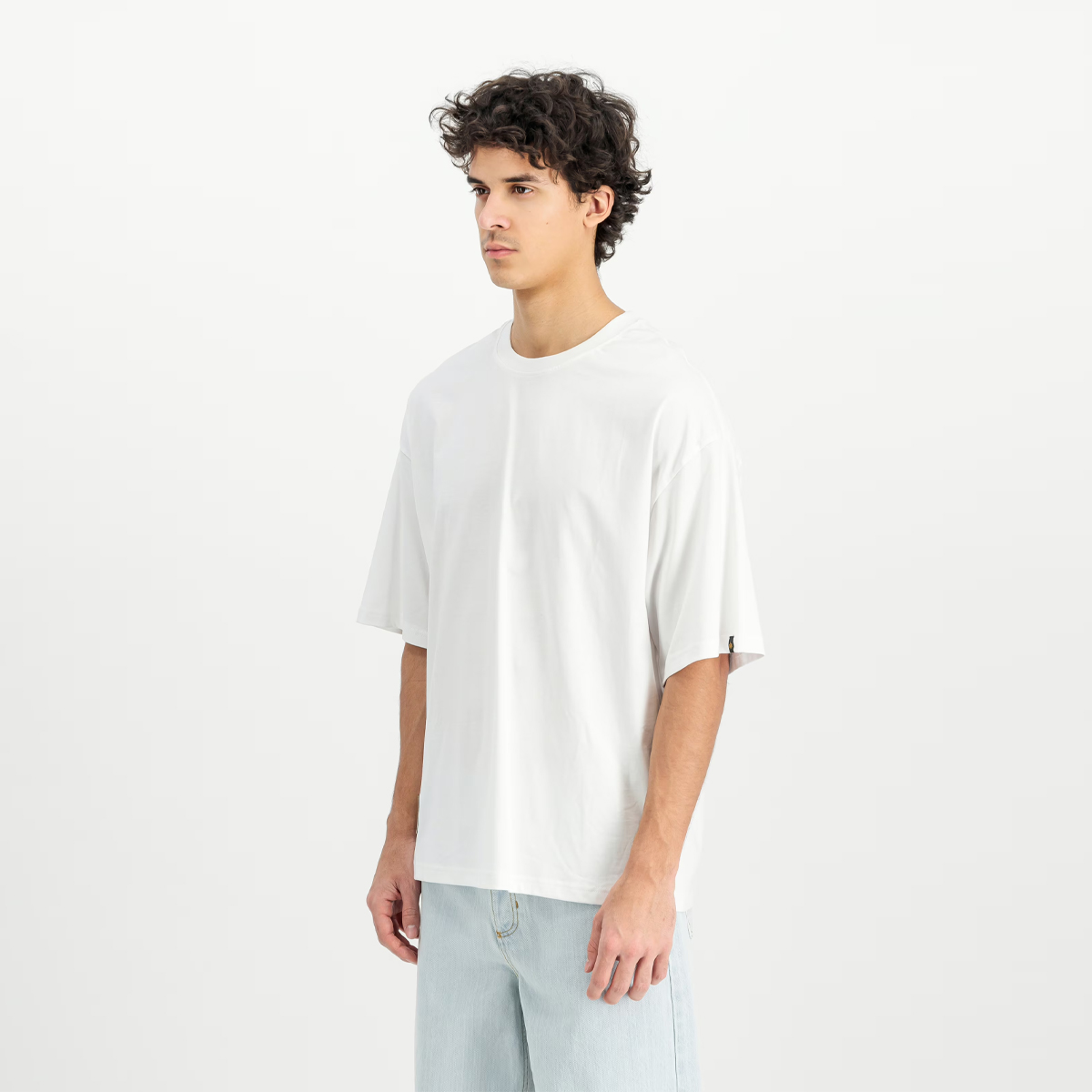 Alpha Industries T-Shirt Studio Edition White - 4 Alpha Industries T-Shirt Studio Edition White - 4