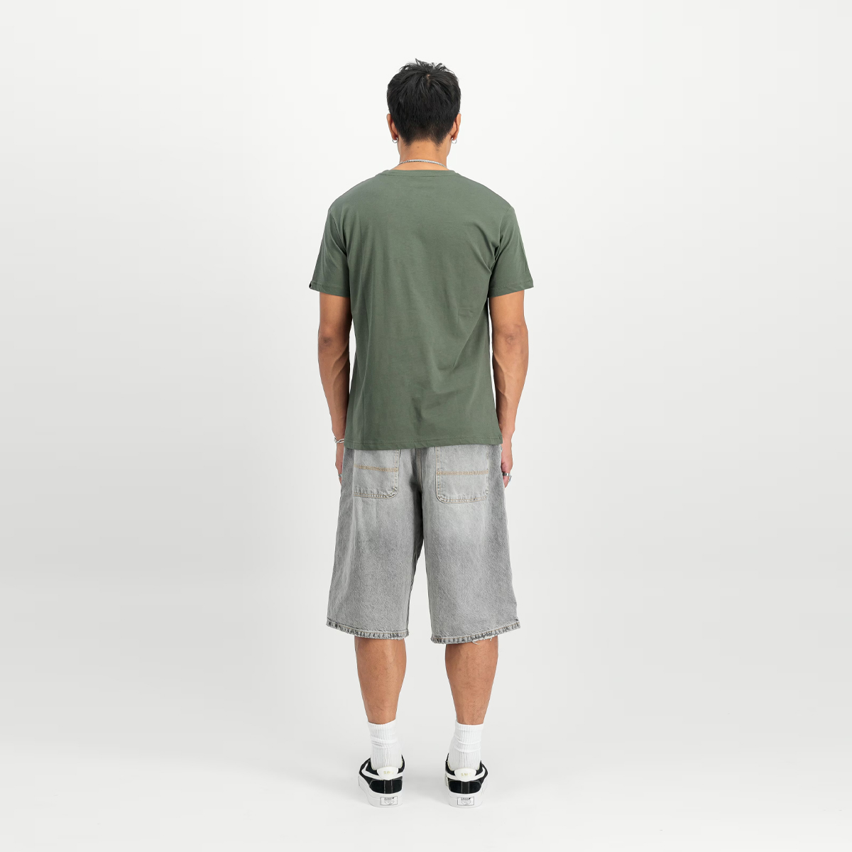 Alpha Industries T-Shirt Basic T Small Logo Dark Olive - 3 Alpha Industries T-Shirt Basic T Small Logo Dark Olive - 3