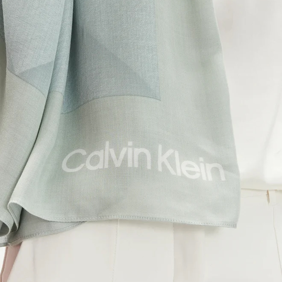 Calvin Klein Foulard Quilt Print Pigeon - 5 Calvin Klein Foulard Quilt Print Pigeon - 5