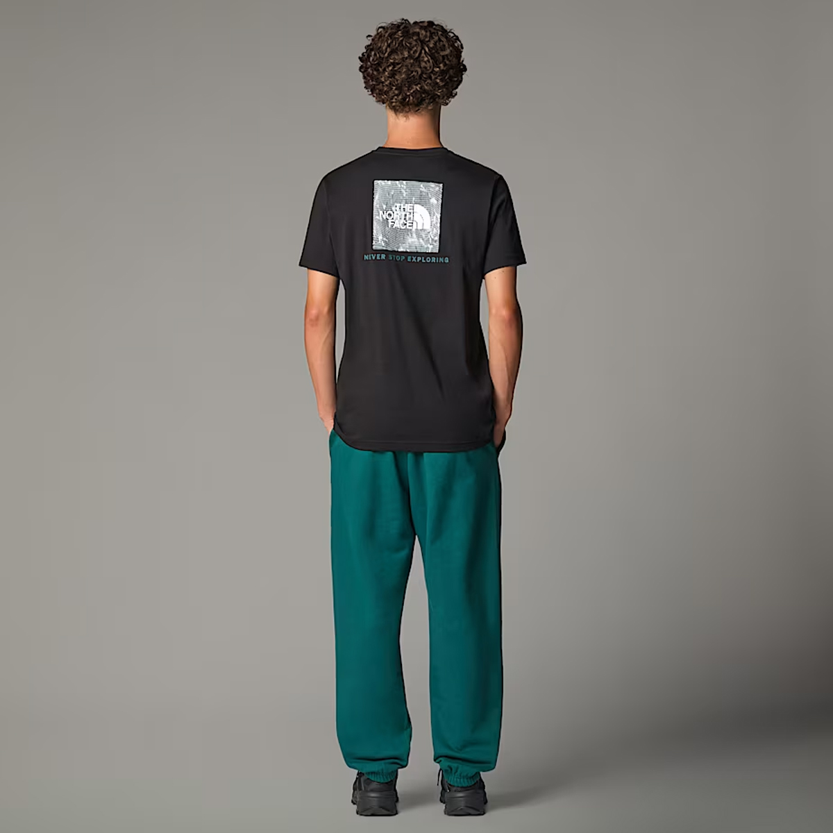 The North Face T-Shirt NSE Box TNF Black Deep Nori Trail Grid - 5 The North Face T-Shirt NSE Box TNF Black Deep Nori Trail Grid - 5