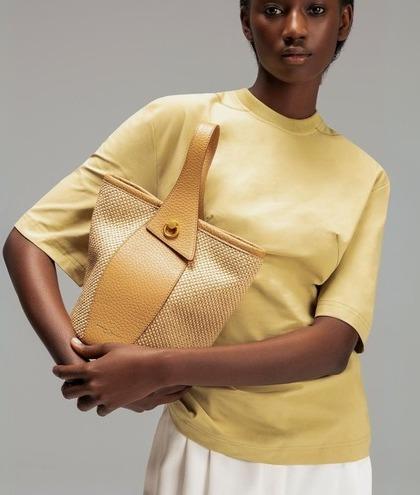 Sporty chic: 5 modelli di borse per outfit sorprendenti