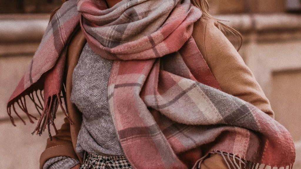 Vestirsi a cipolla: i segreti del layering e consigli utili