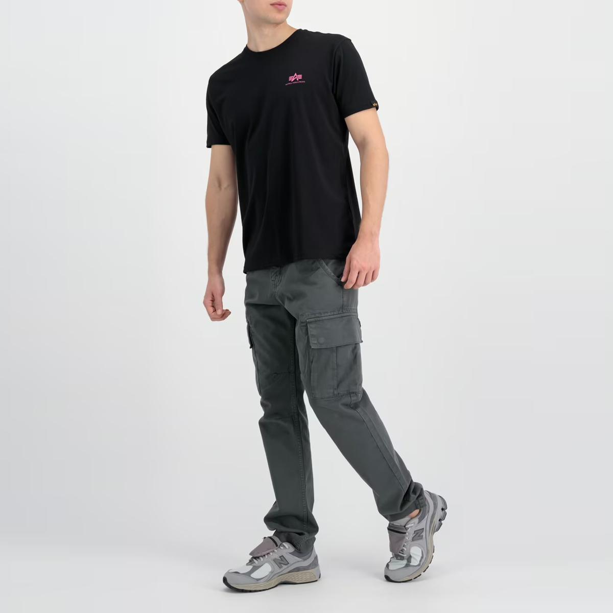 Alpha Industries T-Shirt Basic T Small Logo Black Magenta - 2