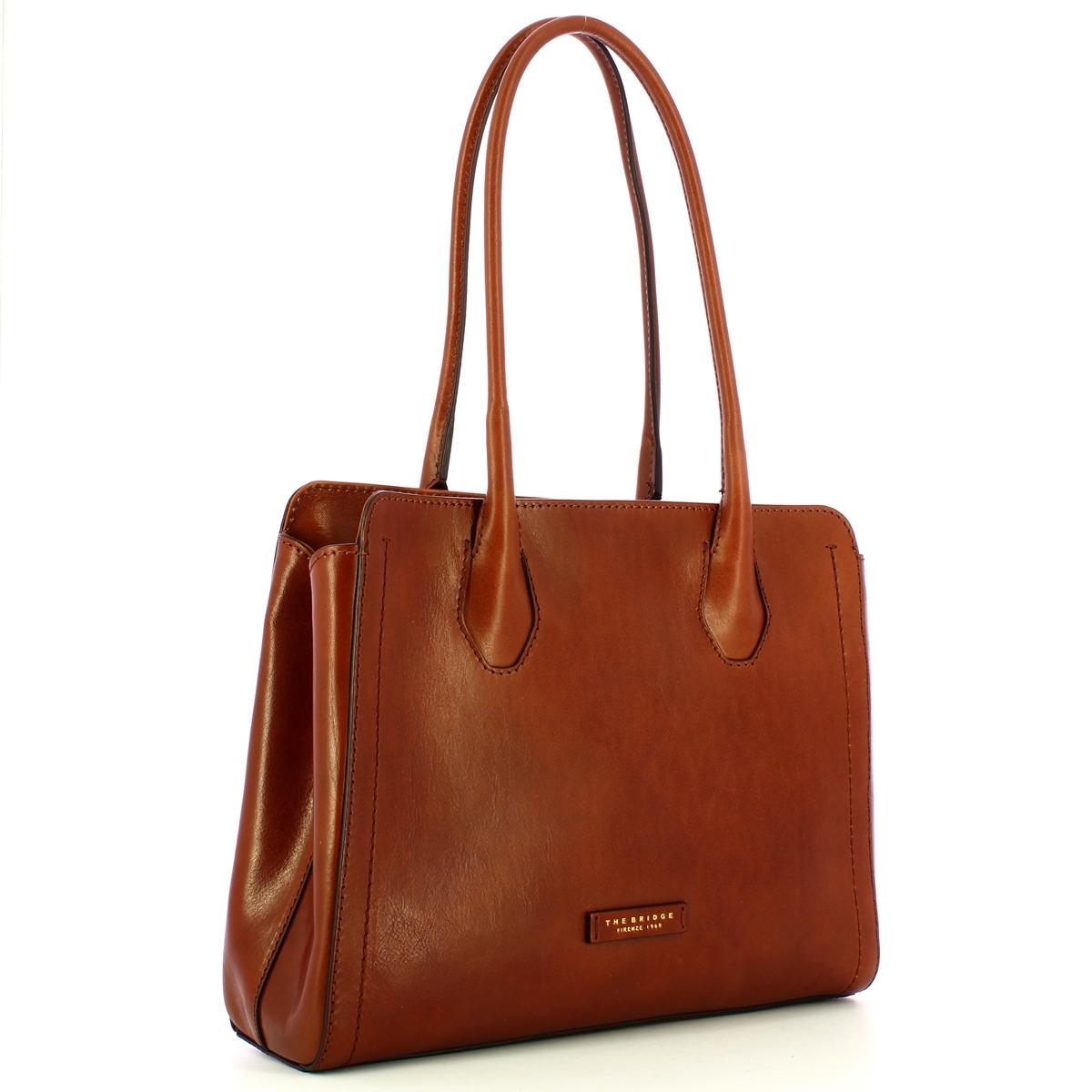 The Bridge Shopping Fiona Marrone - 2