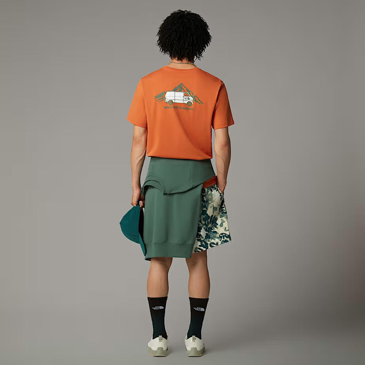 The North Face T-shirt Outdoor Graphic Iron Bronze - 5