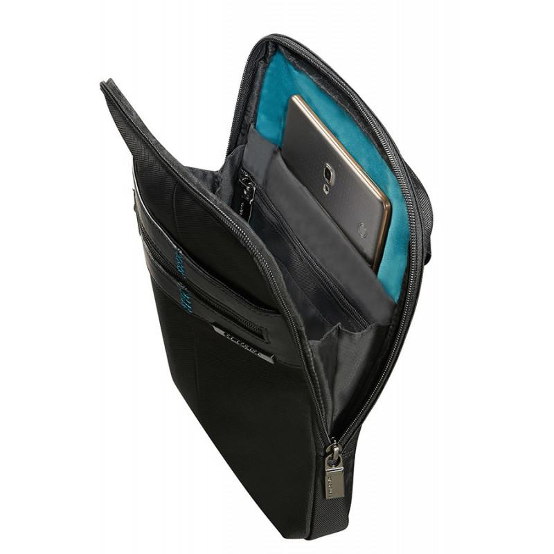 Crossover w. Tablet sleeve L 9.7 Formalite - 2