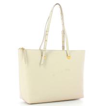 Coccinelle Shopping Lea - 2